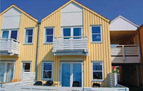 Nice Apartment In Rudkøbing With House Sea View